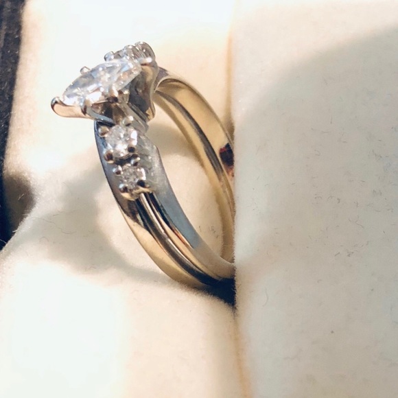 🚫SOLD🚫Kay Jewelers 14k White Gold Diamond Ring - Picture 7 of 9